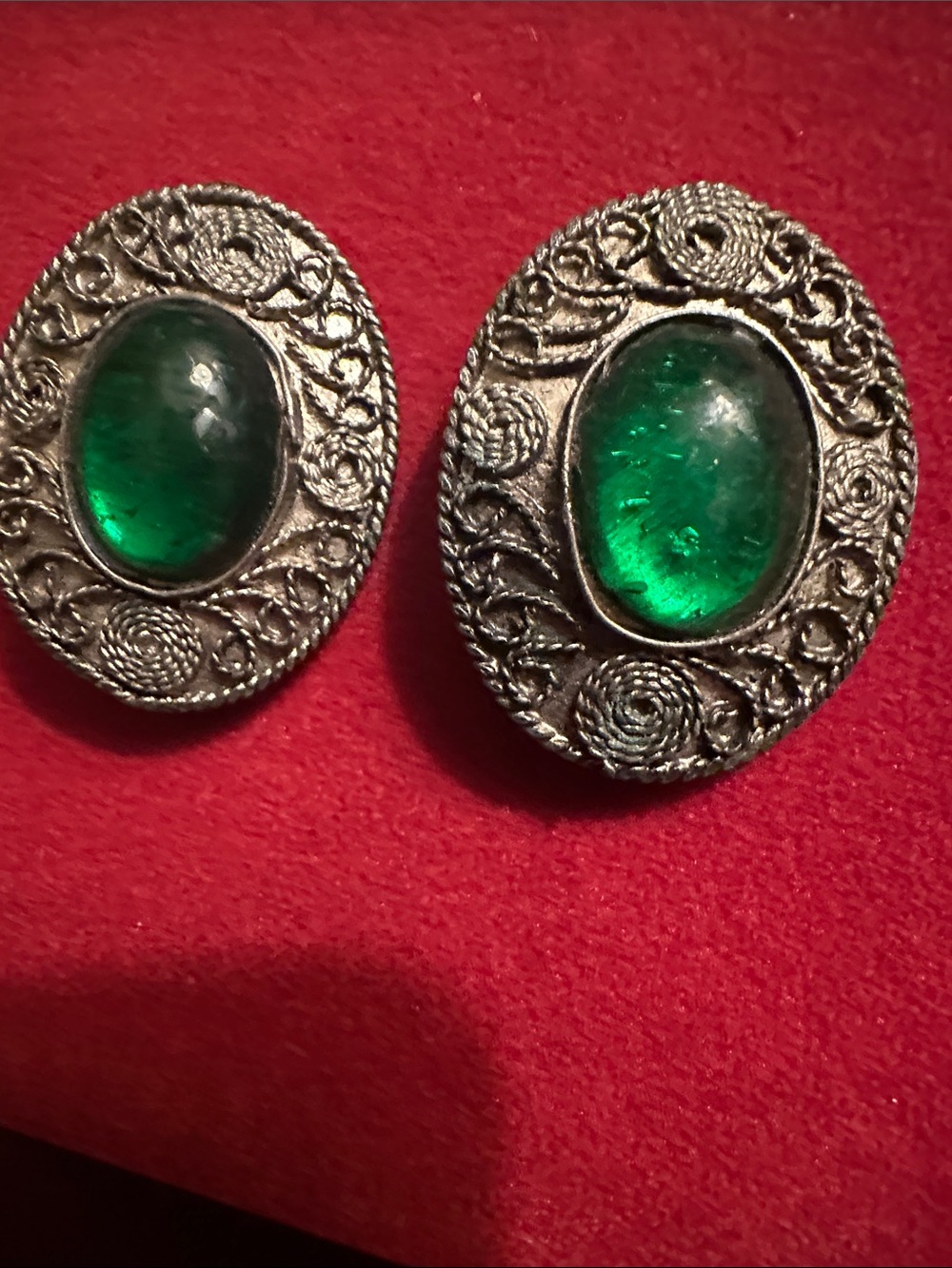 Vintage-Inspired Silver Earrings with Emerald Green Cabochons